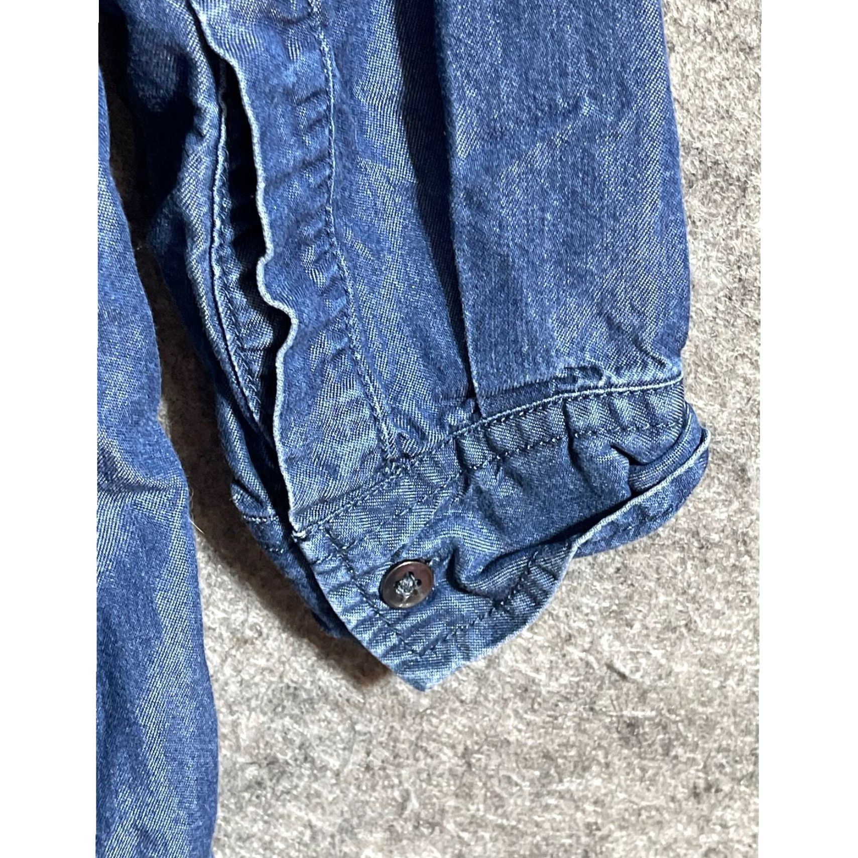 Gap **Gap Denim Popover Dress Blue Womens Long Sleeve** User: Gap Denim Popover Dress Blue Womens Long Sleeve Size M / US 6-8 / IT 42-44 - 4 Thumbnail