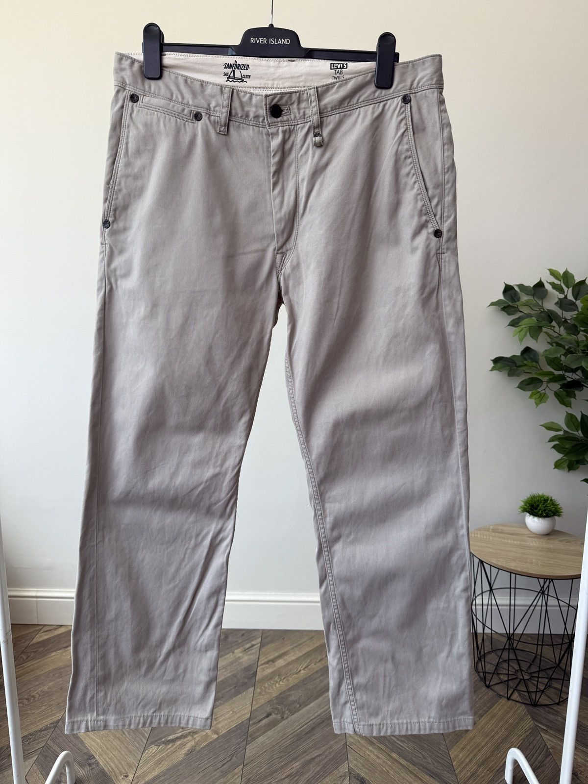 Levi's Vintage Levi’s Tab Twills Beige Chino Pants Size US 36 / EU 52 - 2 Thumbnail