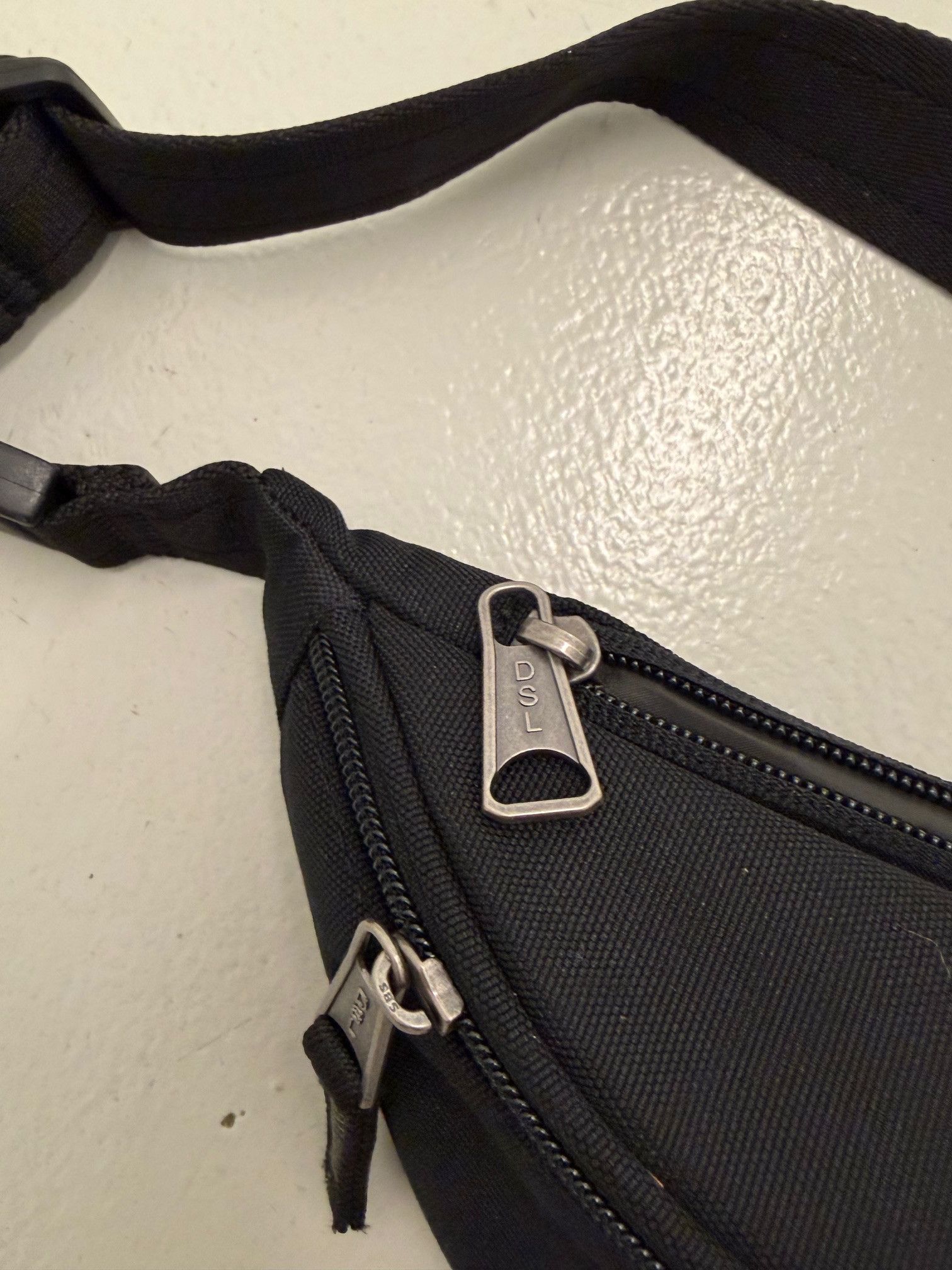 Diesel Black 'HOLI-D' Logo Belt Bag Size ONE SIZE - 6 Thumbnail