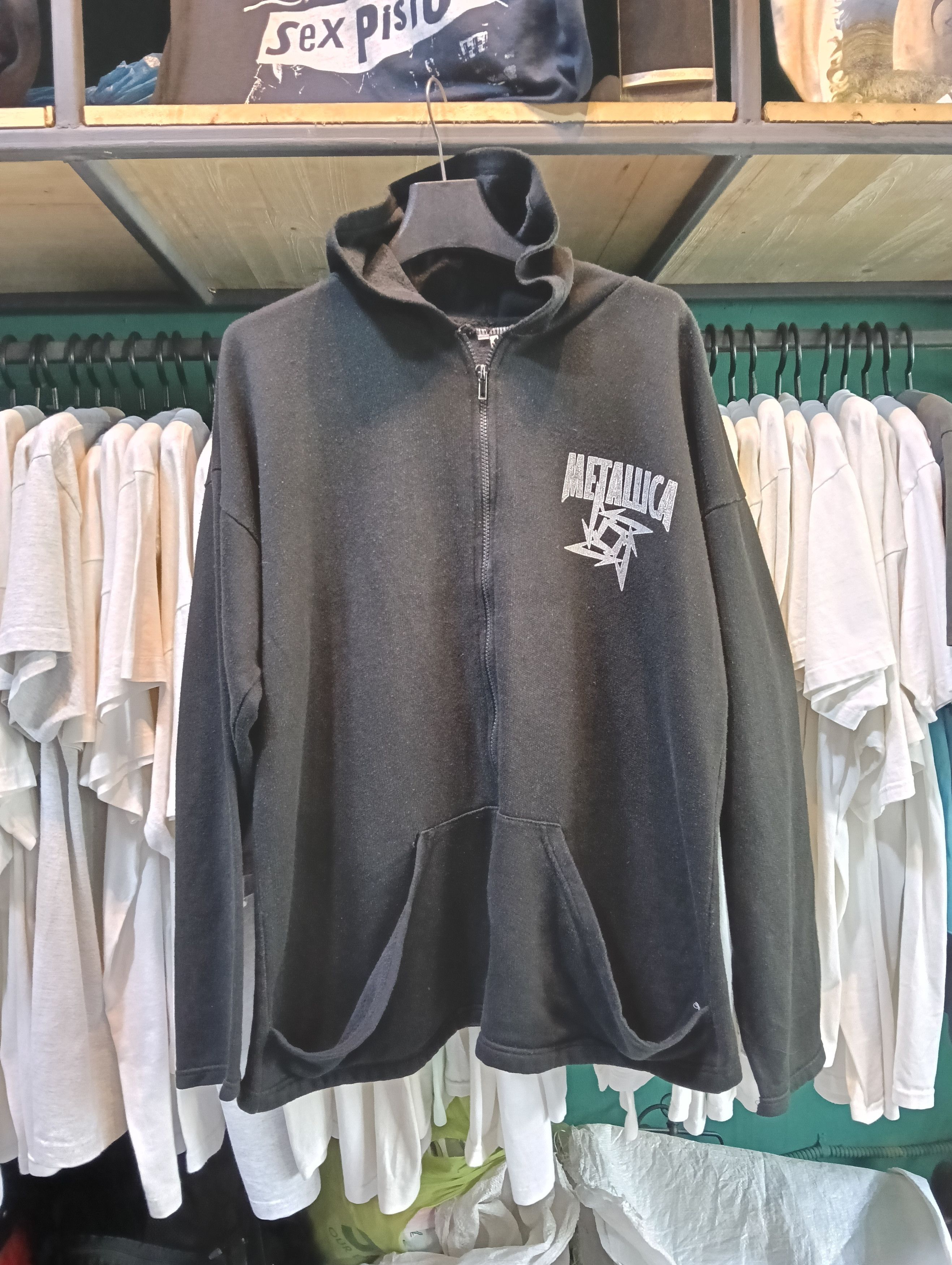 Vintage Metallica hoodie vintage t shirt size XL. Size US XL / EU 56 / 4 - 5 Thumbnail