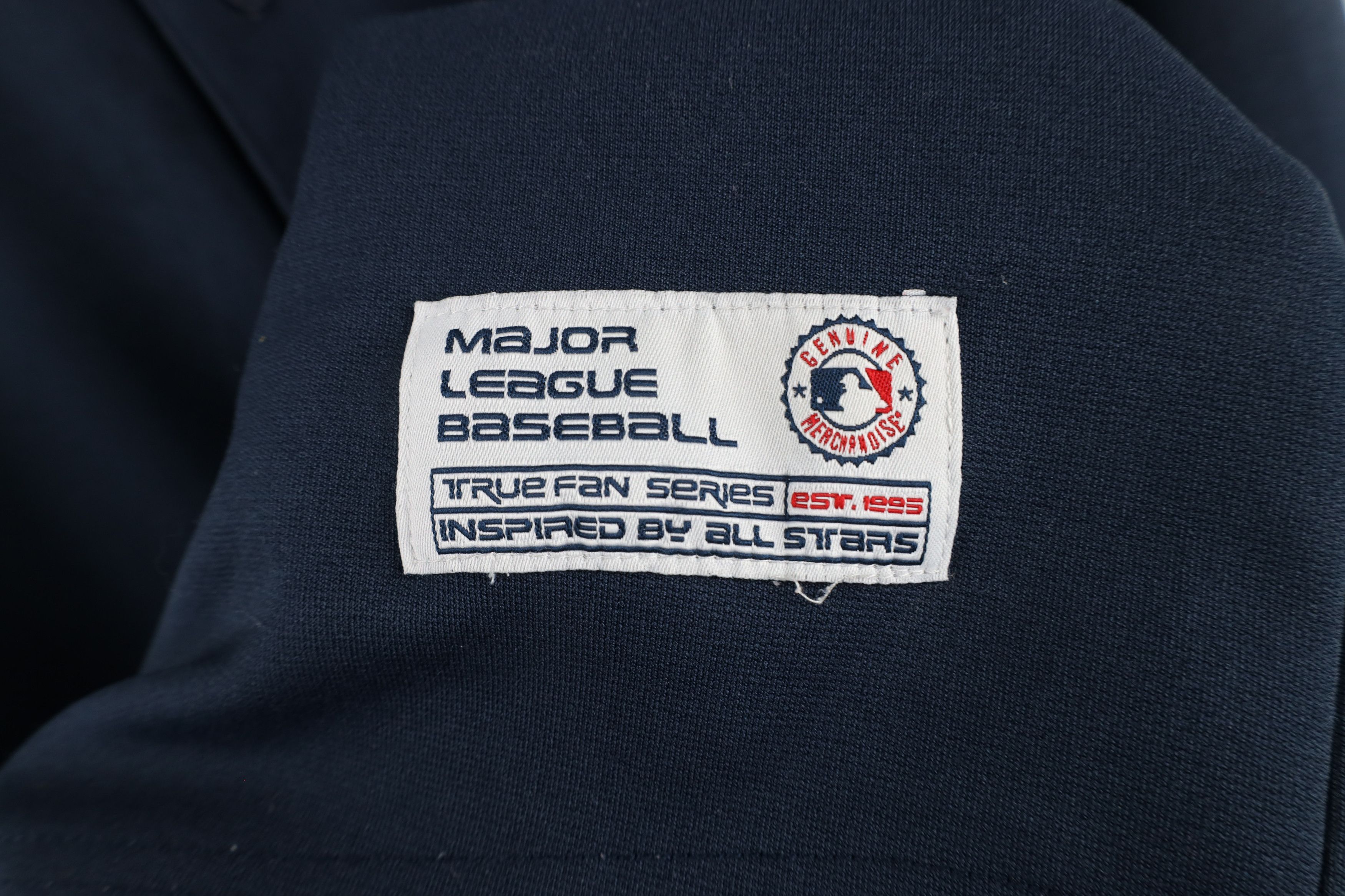 Vintage Vintage Old English D Detroit Tigers Baseball Jersey Blue Size US XXL / EU 58 / 5 - 5 Thumbnail