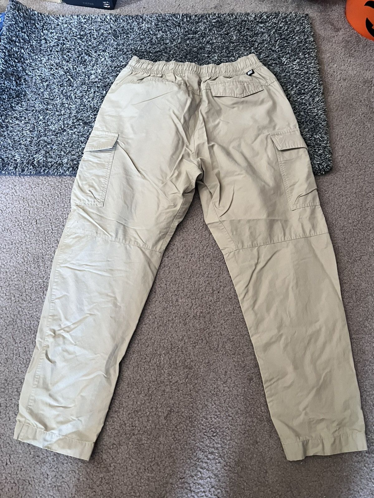 Nike Nike men’s cargo joggers Size US 32 / EU 48 - 2 Thumbnail