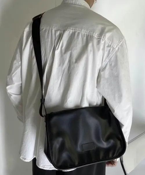 Japanese Brand Fashion y2k faux leather shoulder bag messenger bag Size ONE SIZE - 2 Thumbnail