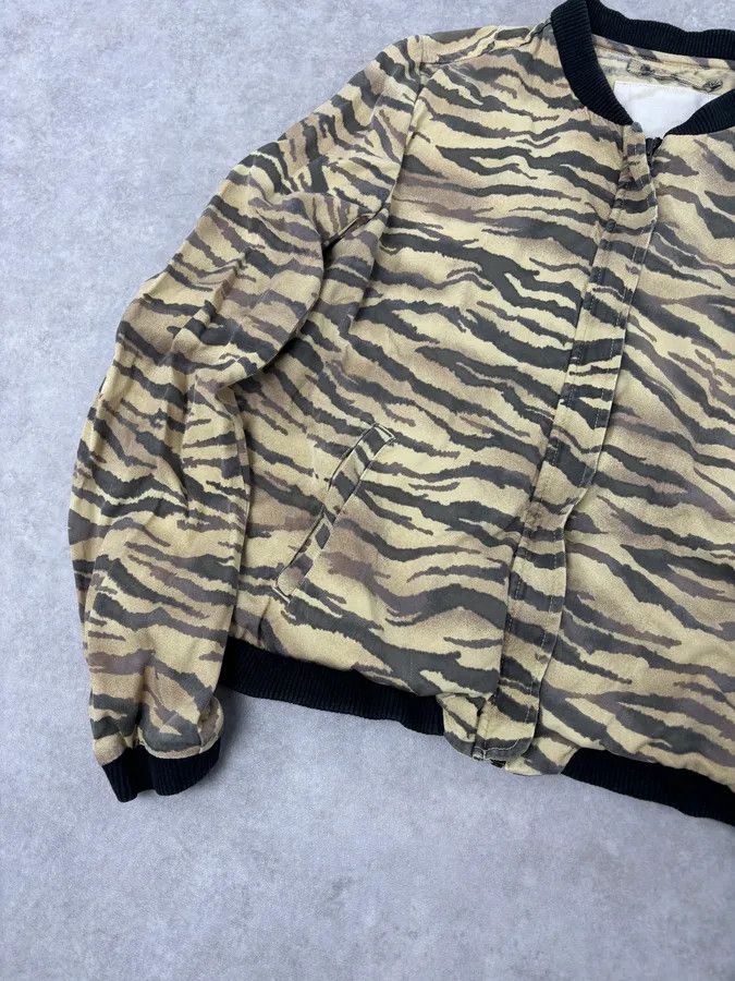 Polo Ralph Lauren 2010s Ralph Lauren Beige Zebra Print Bomber Jacket Size S / US 4 / IT 40 - 8 Thumbnail