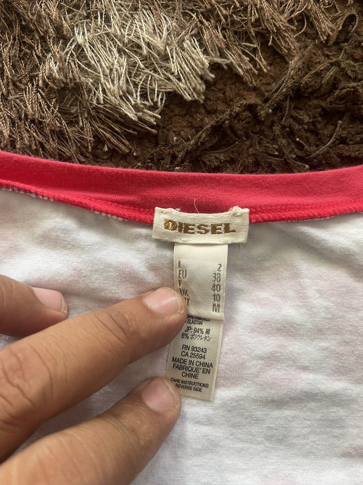 Diesel VINTAGE DIESEL SPELL OUT V NECK VERY RARE Size M / US 6-8 / IT 42-44 - 4 Thumbnail