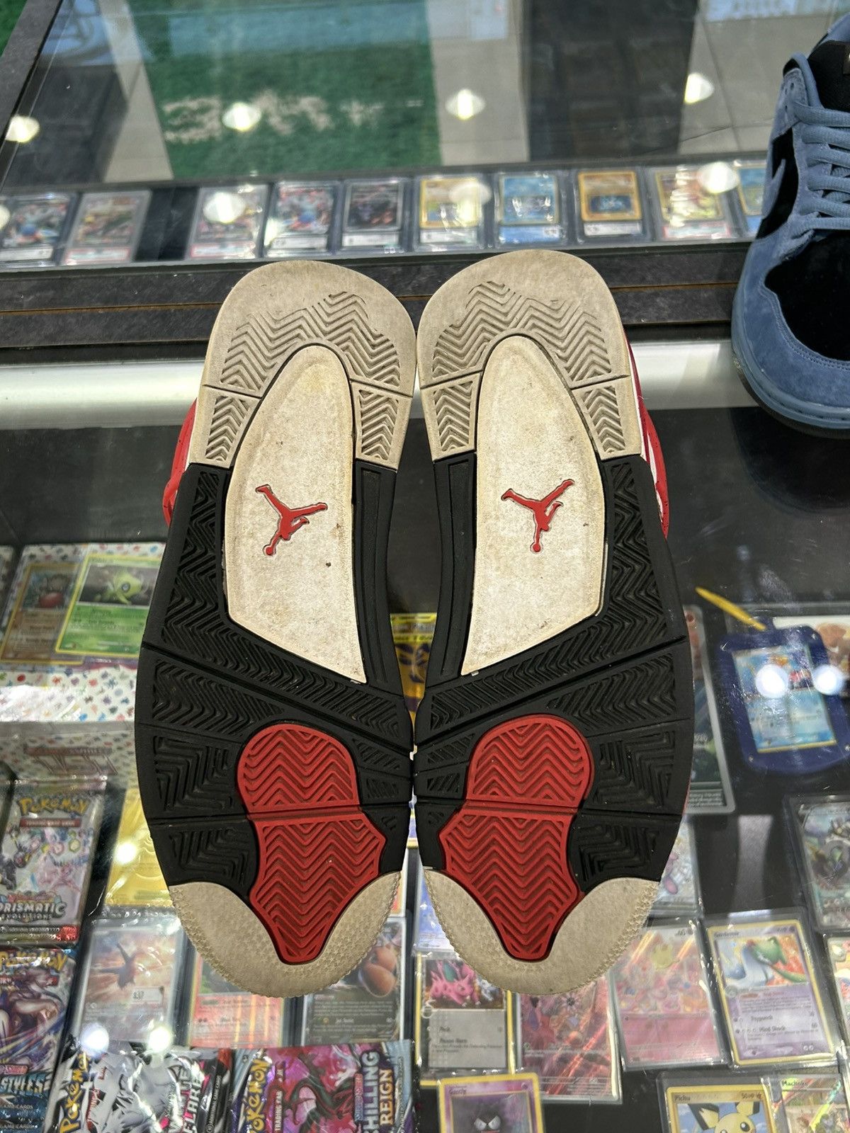 Jordan Brand Jordan 4 Red cement Size US 9.5 / EU 42-43 - 10 Thumbnail