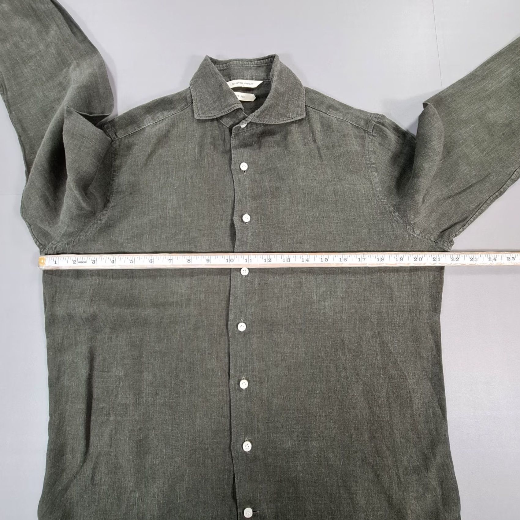 Suitsupply Suitsupply Shirt Button-Up 14.5 Slim 100% Linen Green Khaki Long Sleeve Mens Casual Modern City Holiday Seasonal Subtle Wear Size US M / EU 48-50 / 2 - 6 Thumbnail