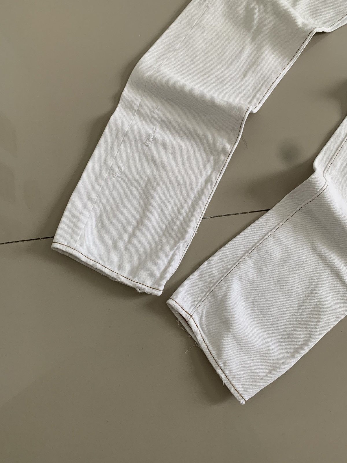 GOA Genuine Vintage GOA Distressed White Jeans Size US 28 / EU 44 - 4 Thumbnail