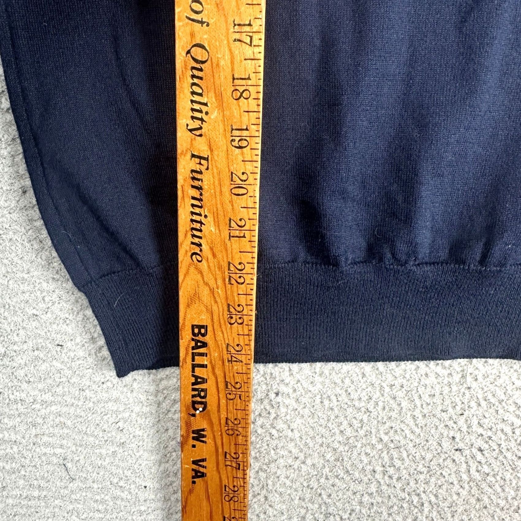 Under Armour Notre Dame Fighting Irish Vest Mens Medium Blue Wool Under Armour Vest Wool Knit Pullover V-Neck Wool Logo Size US M / EU 48-50 / 2 - 7 Thumbnail