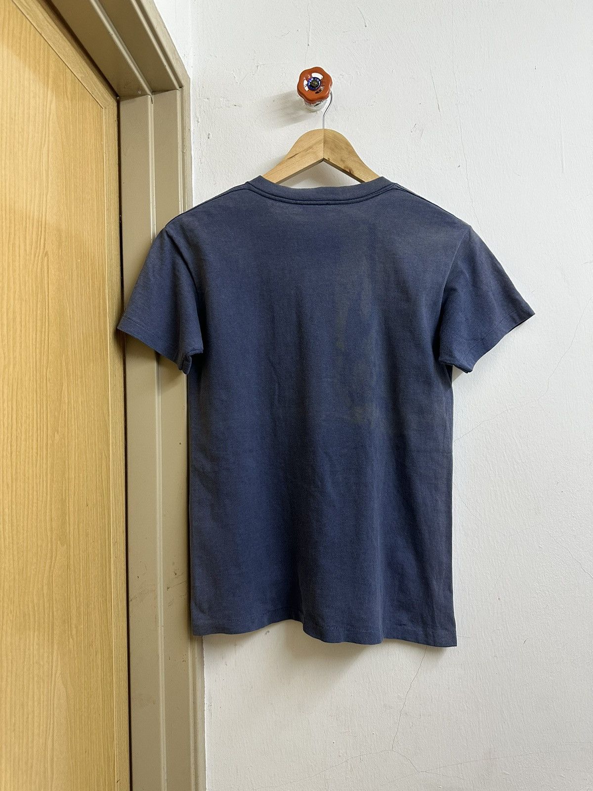 Vintage Vintage 90's Red Ink Tobin Yelland Faded Tees Size US S / EU 44-46 / 1 - 2 Thumbnail