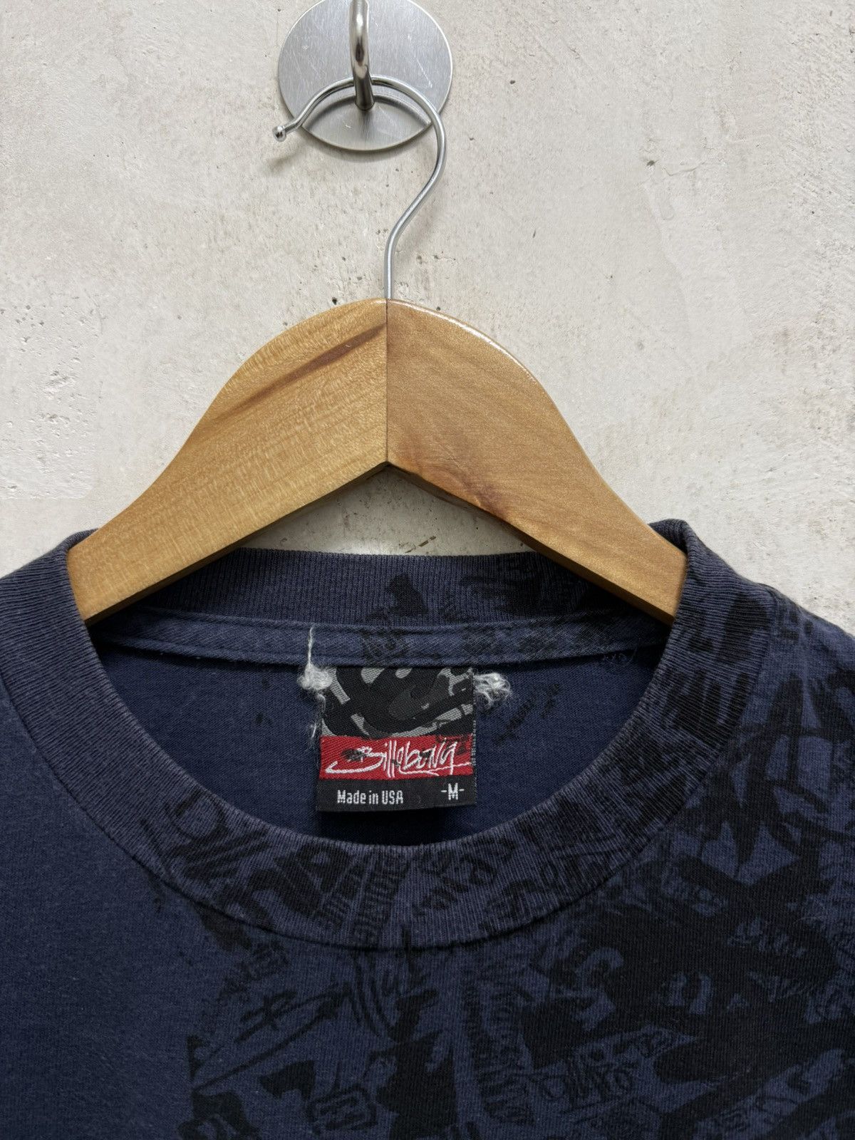 Billabong 2000s Billabong Script y2k Tee Size US M / EU 48-50 / 2 - 4 Thumbnail