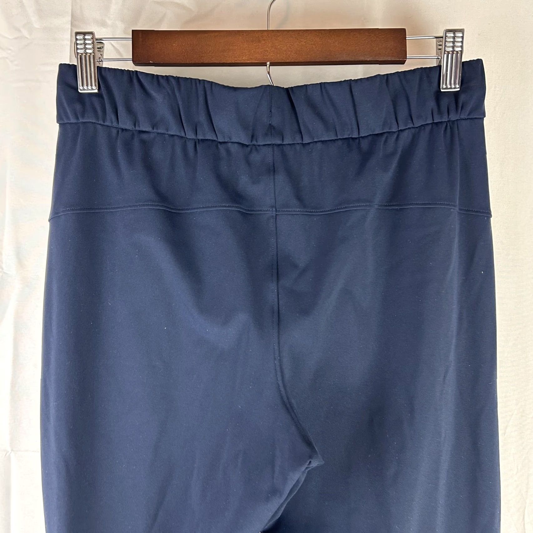 Lululemon Lululemon Womens Jogger Pants Blue 6 - Pockets Elastic Waist Drawstring Tapered Knit Activewear Gym & Training Sportswear Men/Women? Size 28" / US 6 / IT 42 - 6 Thumbnail