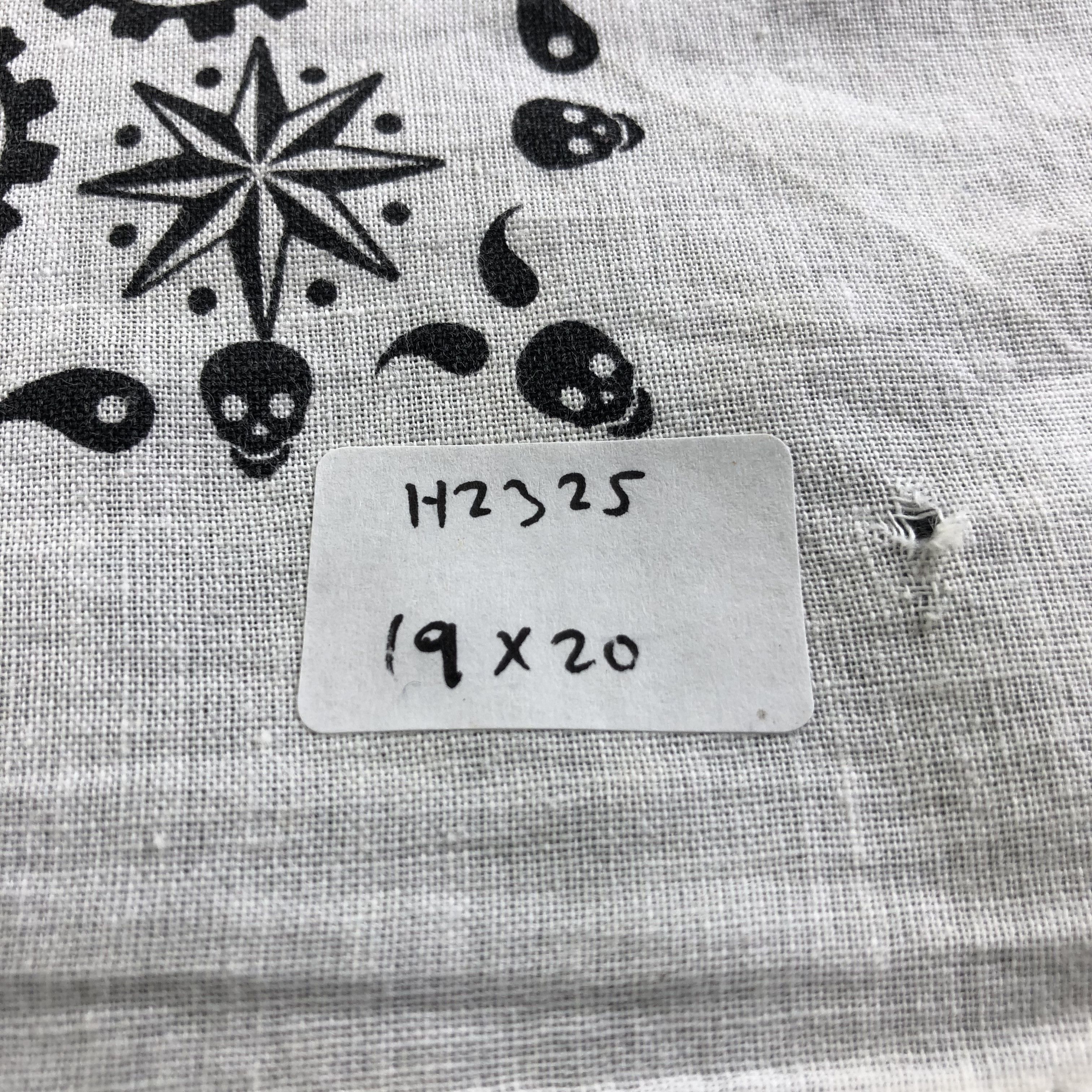 Seditionaries Skulls Paisley Bandana Neckerchief Handkerchief H2325 Size ONE SIZE - 9 Thumbnail