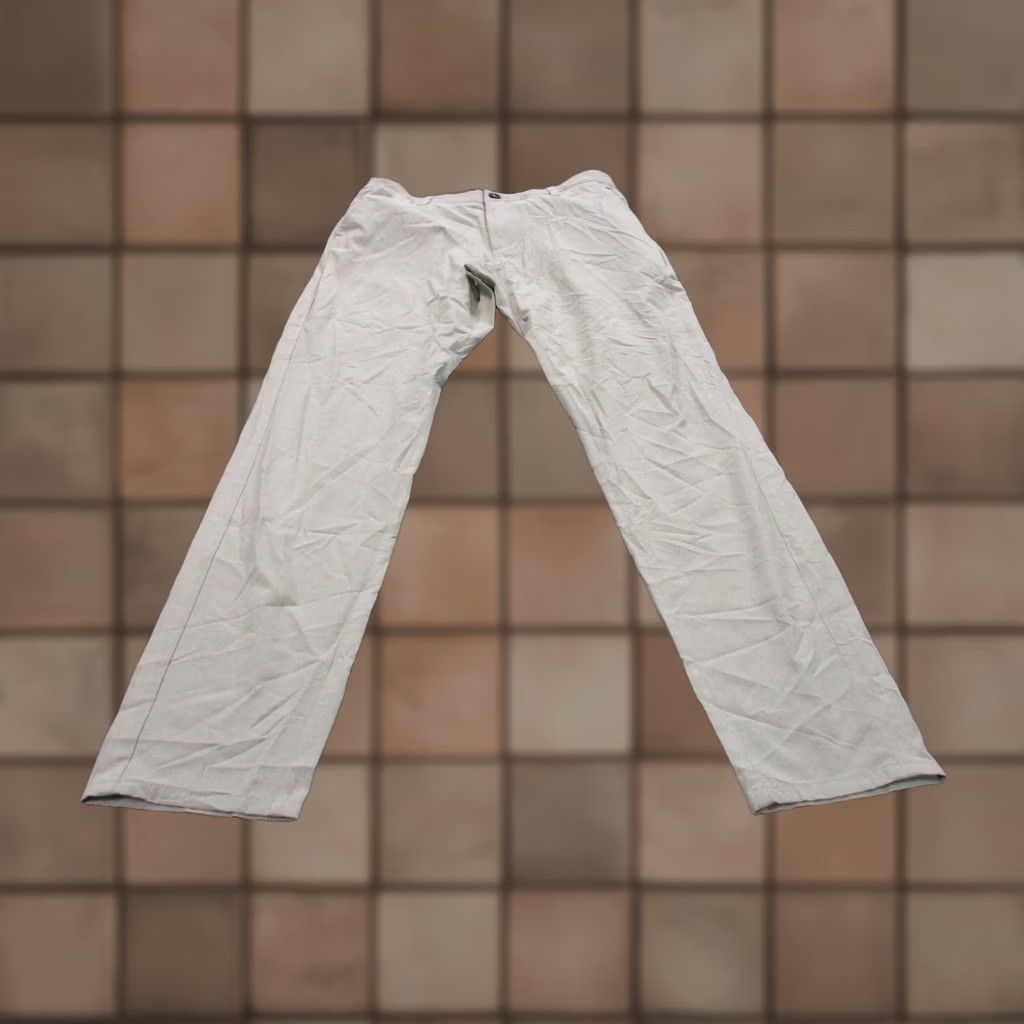 Vuori Vuori Pants Men 30 Beige Chino Everyday Casual Regular Fit 31in Inseam Beige Vuori Pants Mens Chino 30 Shirt? Size US 30 / EU 46 - 1 Thumbnail