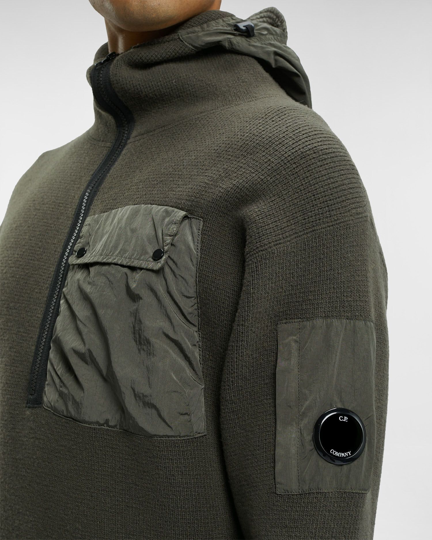 C.P. Company o1y1224 Hooded Sweater in Military Green Size US L / EU 52-54 / 3 - 7 Thumbnail