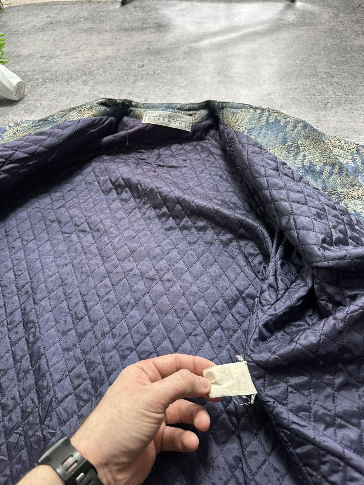 Givenchy Vintage 90s Givenchy Boutiques Quilt France Archive Coat Size M / US 6-8 / IT 42-44 - 9 Thumbnail