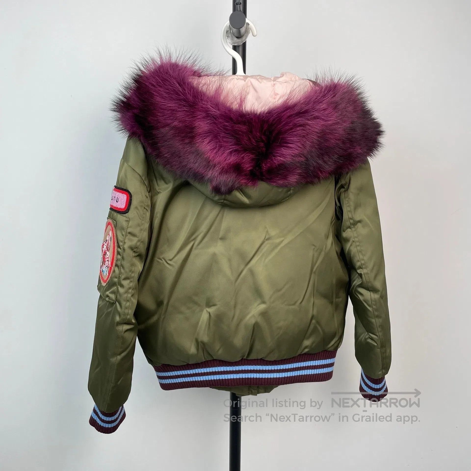 Miu Miu Miu Miu Military green badge down jacket with fur collar a Size XS / US 0-2 / IT 36-38 - 2 Thumbnail