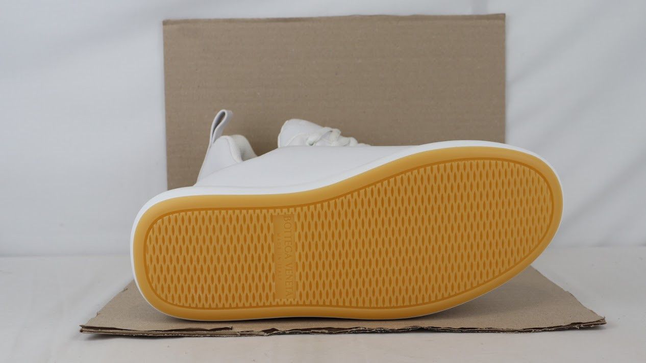 Bottega Veneta o1rshd1 Tennis Calf Rubber Sole Sneaker in Optic White Size US 12 / EU 45 - 7 Thumbnail