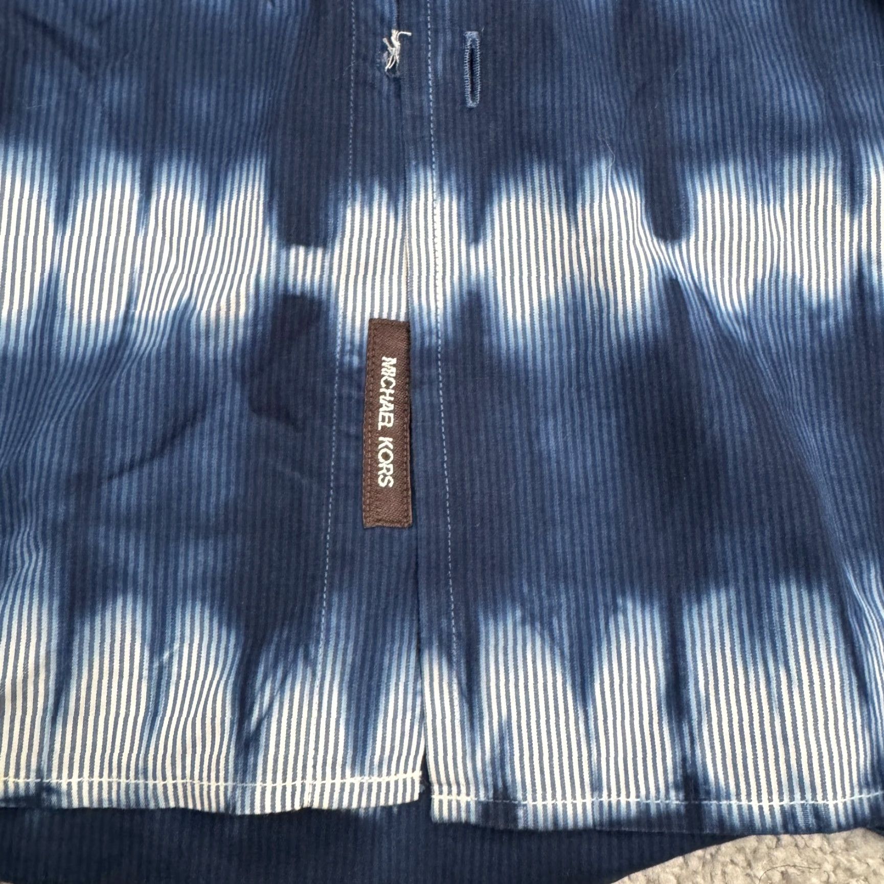 Michael Kors VINTAGE Michael Kors Button-Up Shirt Mens Large Tie-Dye Cotton Long Sleeve Casual Autumn Spring Summer Mens Size US L / EU 52-54 / 3 - 3 Thumbnail