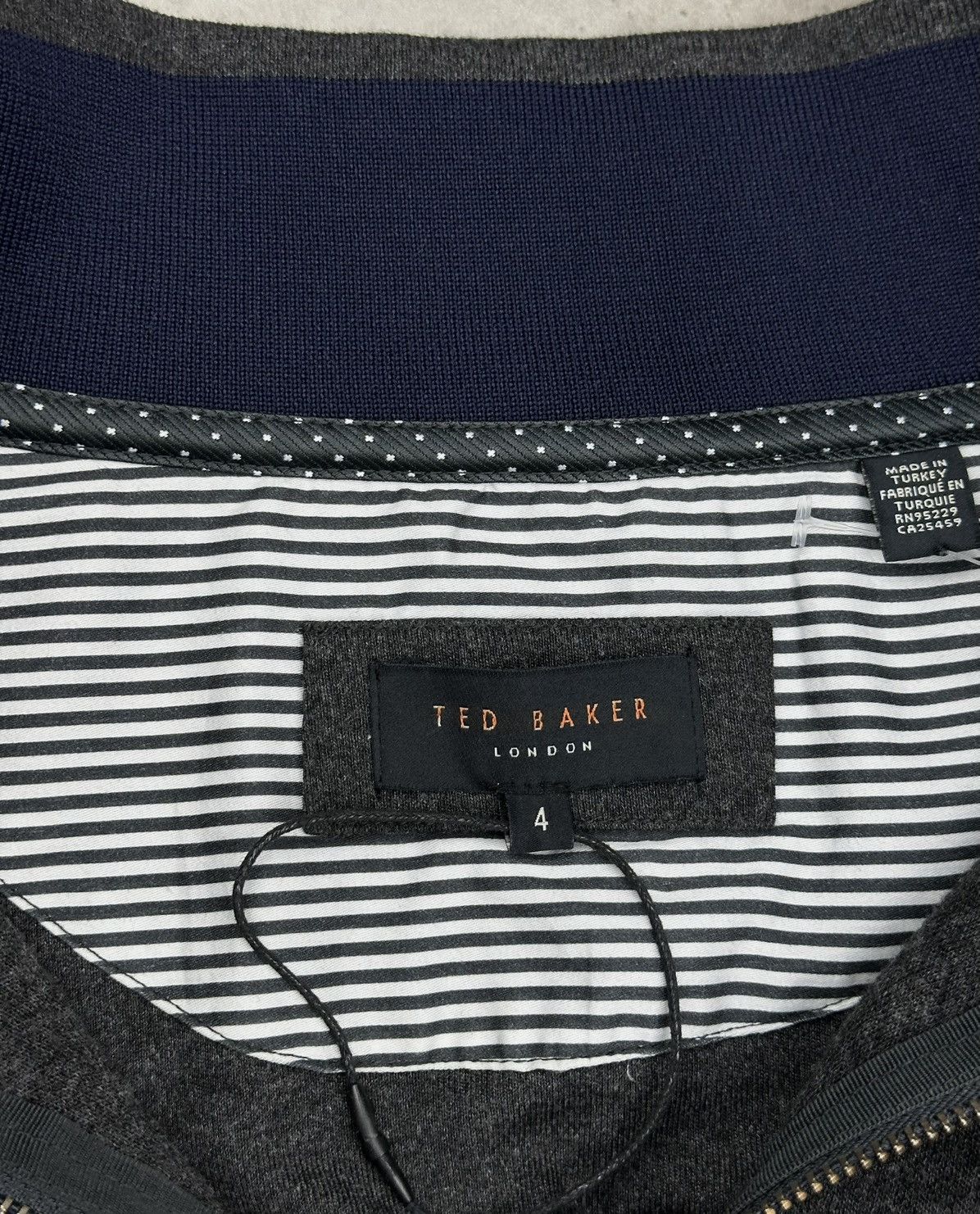 Ted Baker Ted Baker London 1/4 Zip Pullover Sweater Grey Size 4 Size US L / EU 52-54 / 3 - 5 Thumbnail