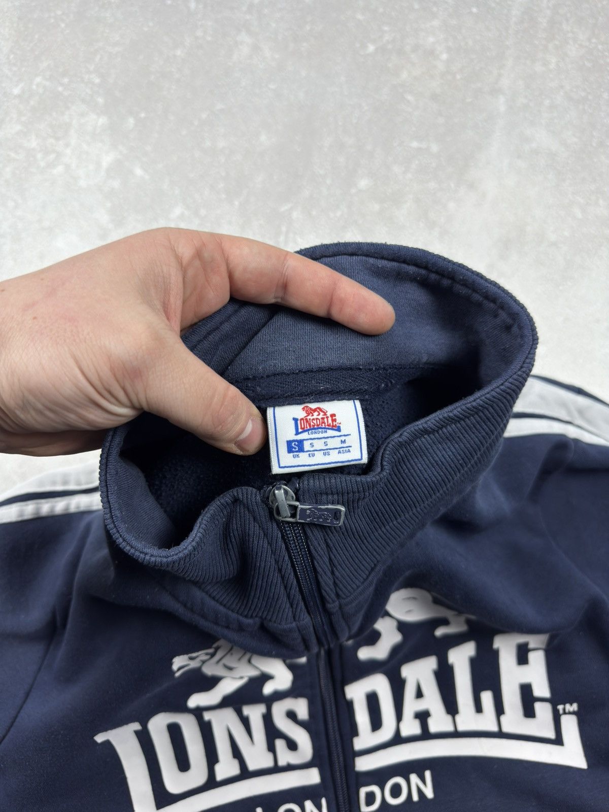 Lonsdale Vintage Lonsdale London 00s Zip Sweatshirt Big Logo Size US S / EU 44-46 / 1 - 8 Thumbnail