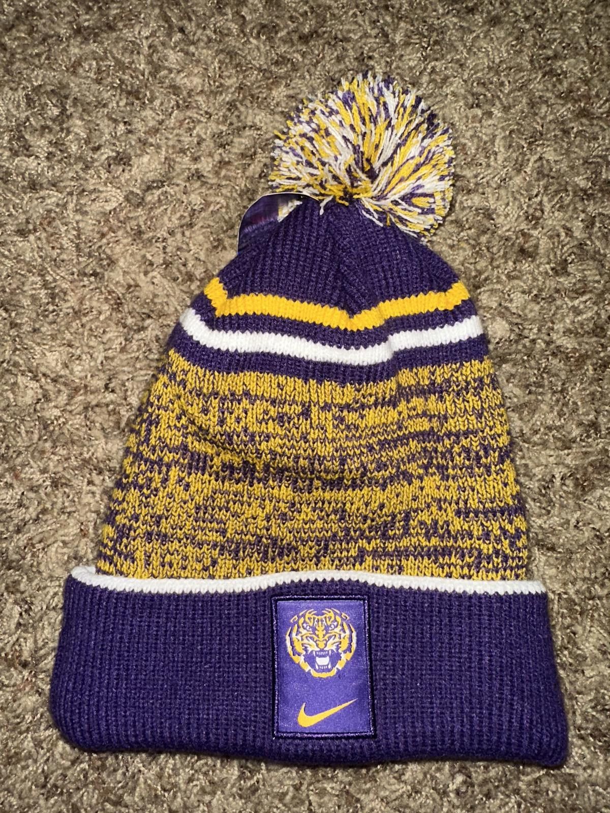 Nike Nike LSU Tigers Purple Sideline Logo Cuffed Knit Hat with Pom Sample Size ONE SIZE - 1 Thumbnail