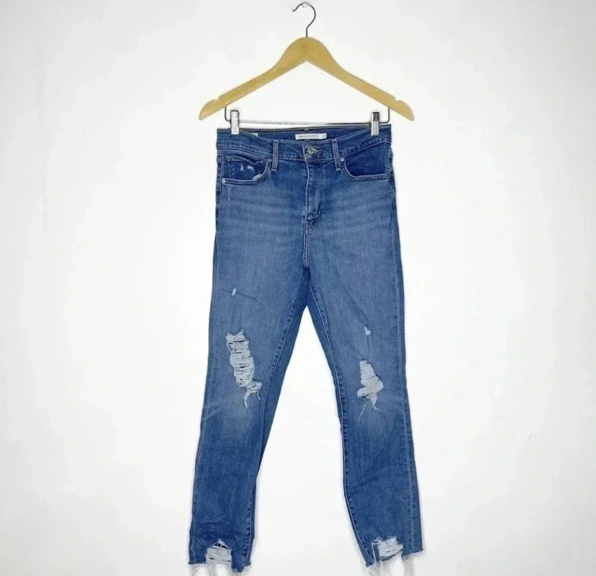 Levi's Levi's 724 High Rise Straight Leg Distressed Jeans Size 29 Size 29" - 1 Thumbnail