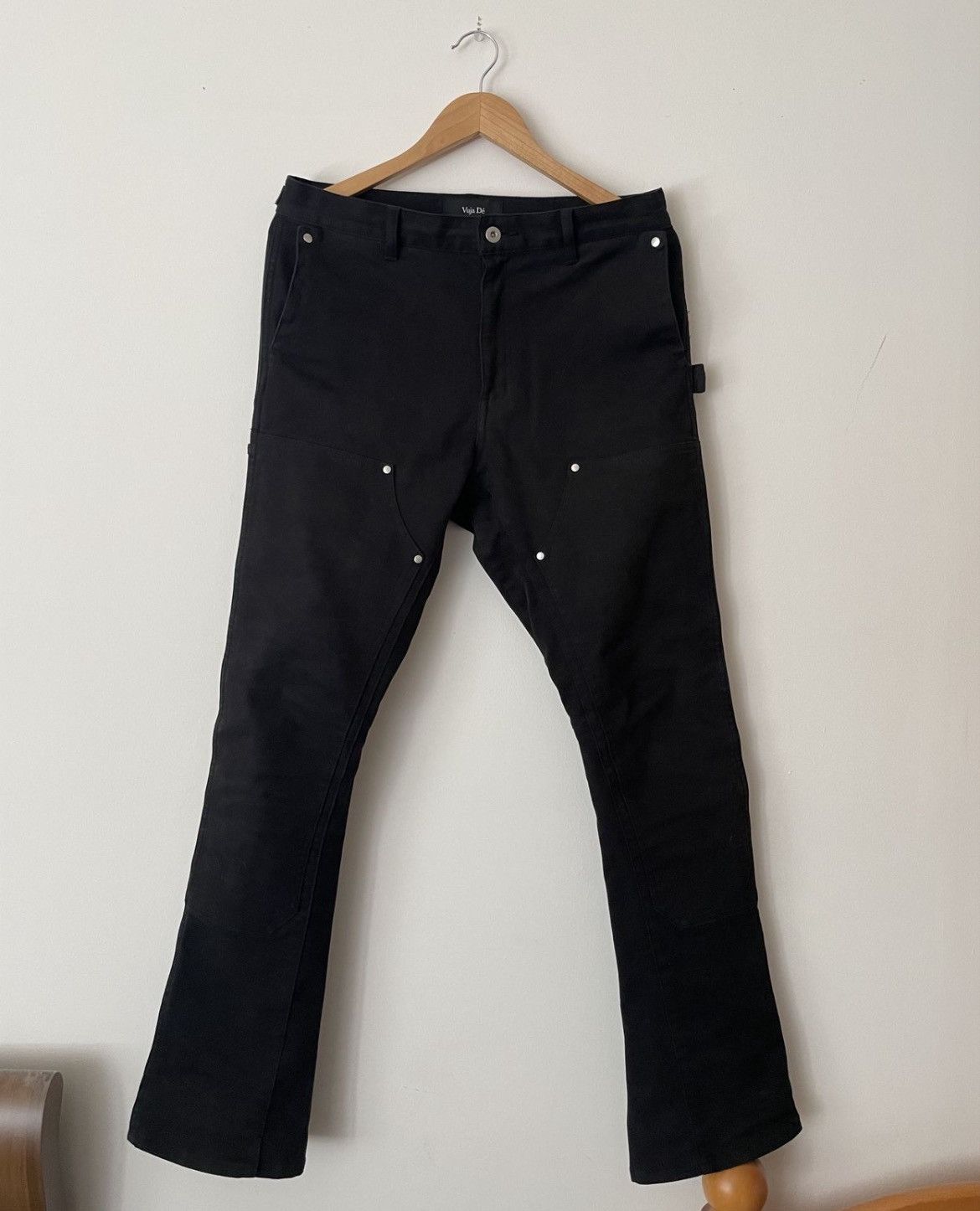 グ*ト様 VujaDe ISAAC TECH CHINO PANTS IN BL ISAAC TECH CHINO PANTS IN TAN – VUJA DÉ