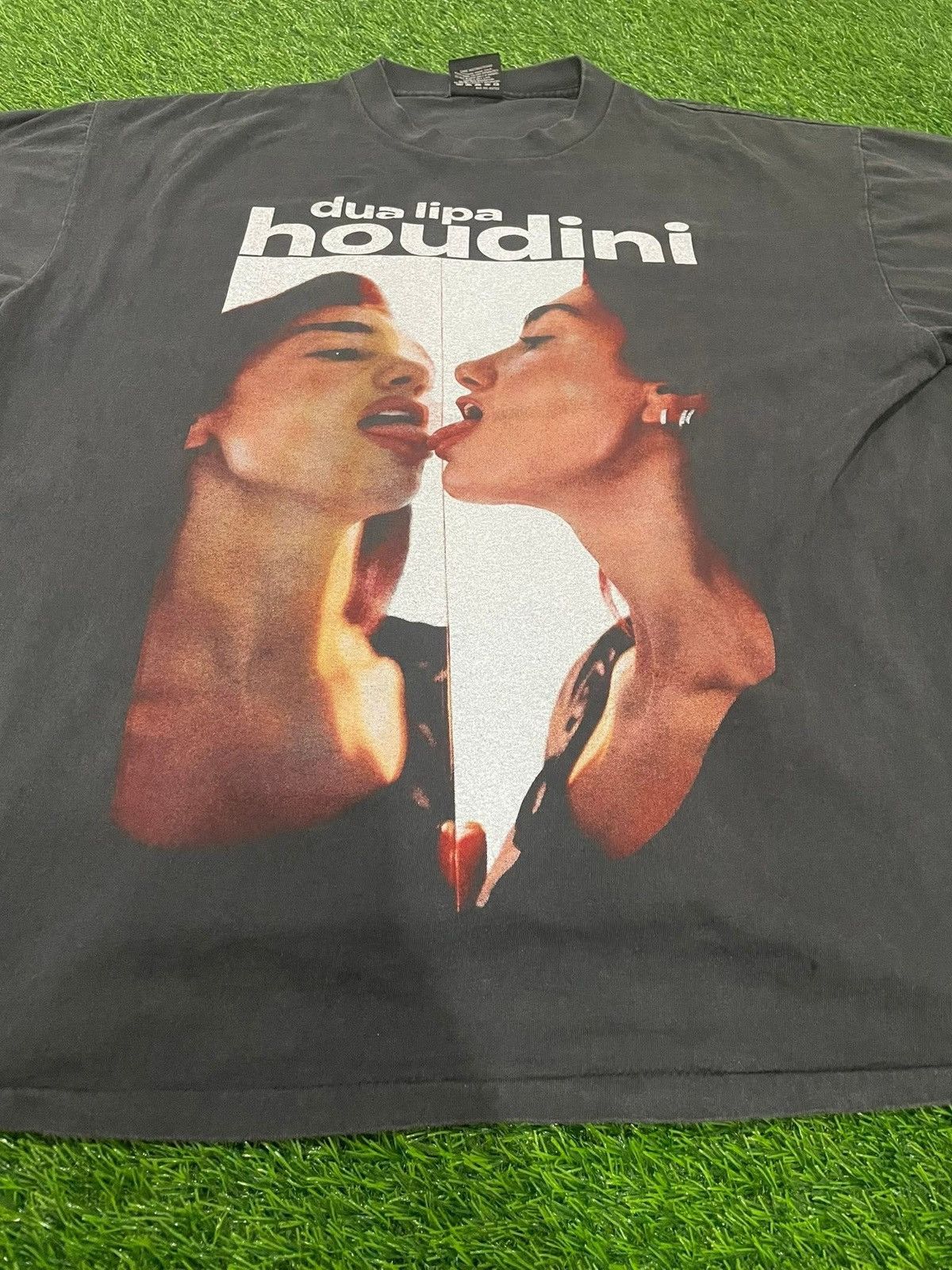 Other DUA LIPA Houdini Album Nostalgia VTG Size US XL / EU 56 / 4 - 7 Thumbnail