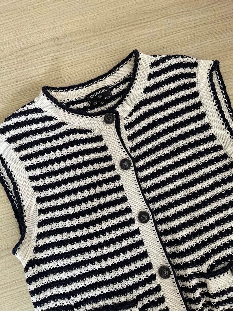 Chanel Chanel 22s black and white striped vest Size XS / US 0-2 / IT 36-38 - 4 Thumbnail