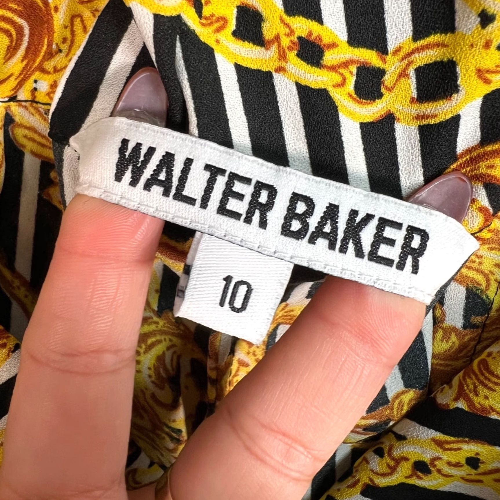 Vintage VINTAGE Walter Baker Striped & Chain Print Button-Up Shirt & Wide Leg Pants Set M / 10 Womens Outfit/Set Size M / US 6-8 / IT 42-44 - 7 Thumbnail