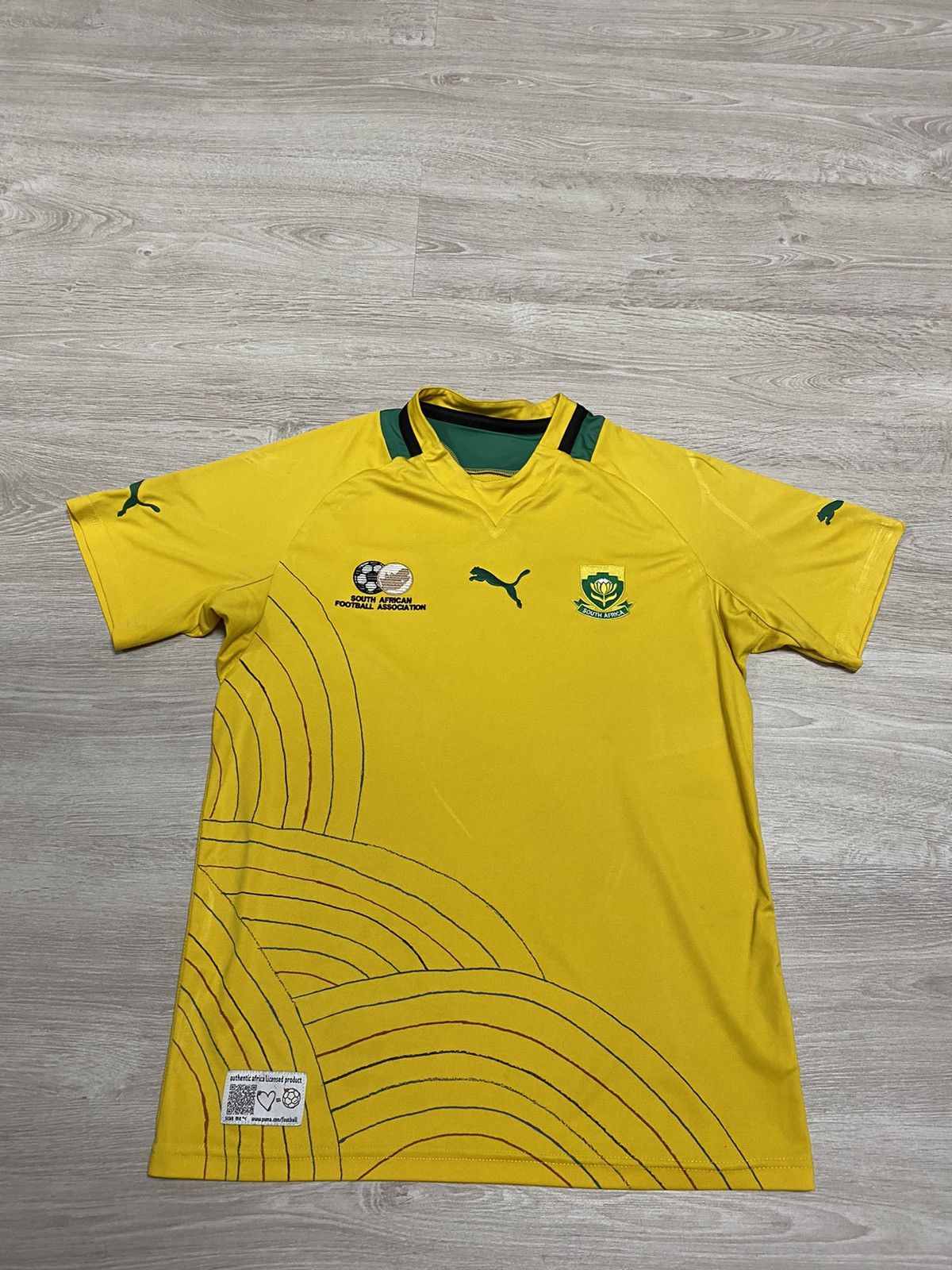 Puma SOUTH AFRICA 2012/13 HOME FOOTBALL SHIRT SOCCER JERSEY PUMA Size US S / EU 44-46 / 1 - 1 Thumbnail