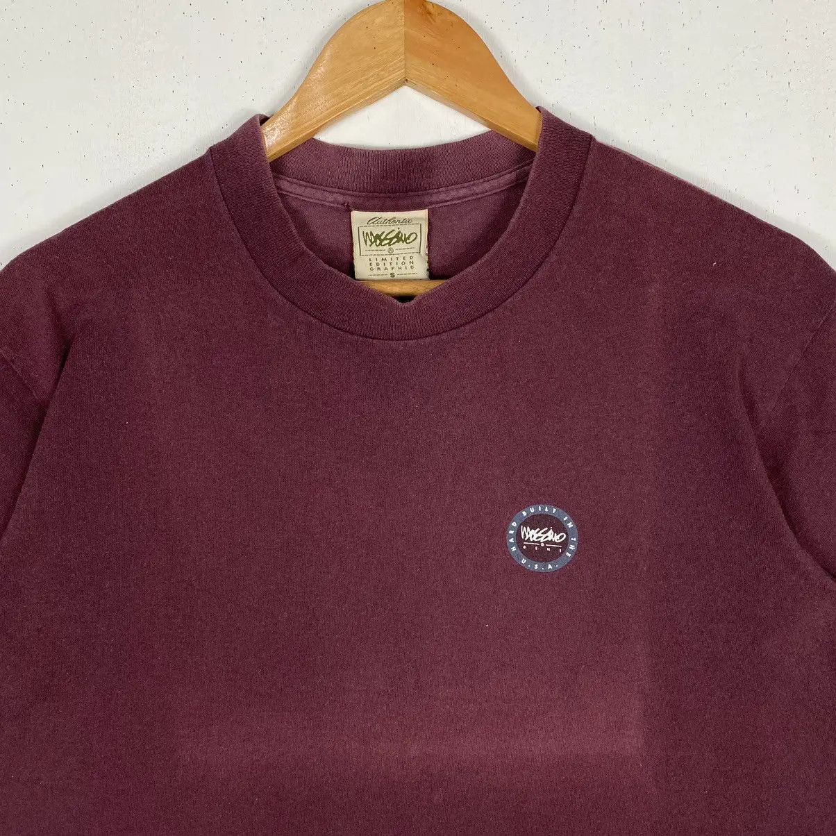 Mossimo VINTAGE 90's MOSSIMO GIANNULLI LIMITED EDITION BIG LOGO TEE Size US S / EU 44-46 / 1 - 5 Thumbnail