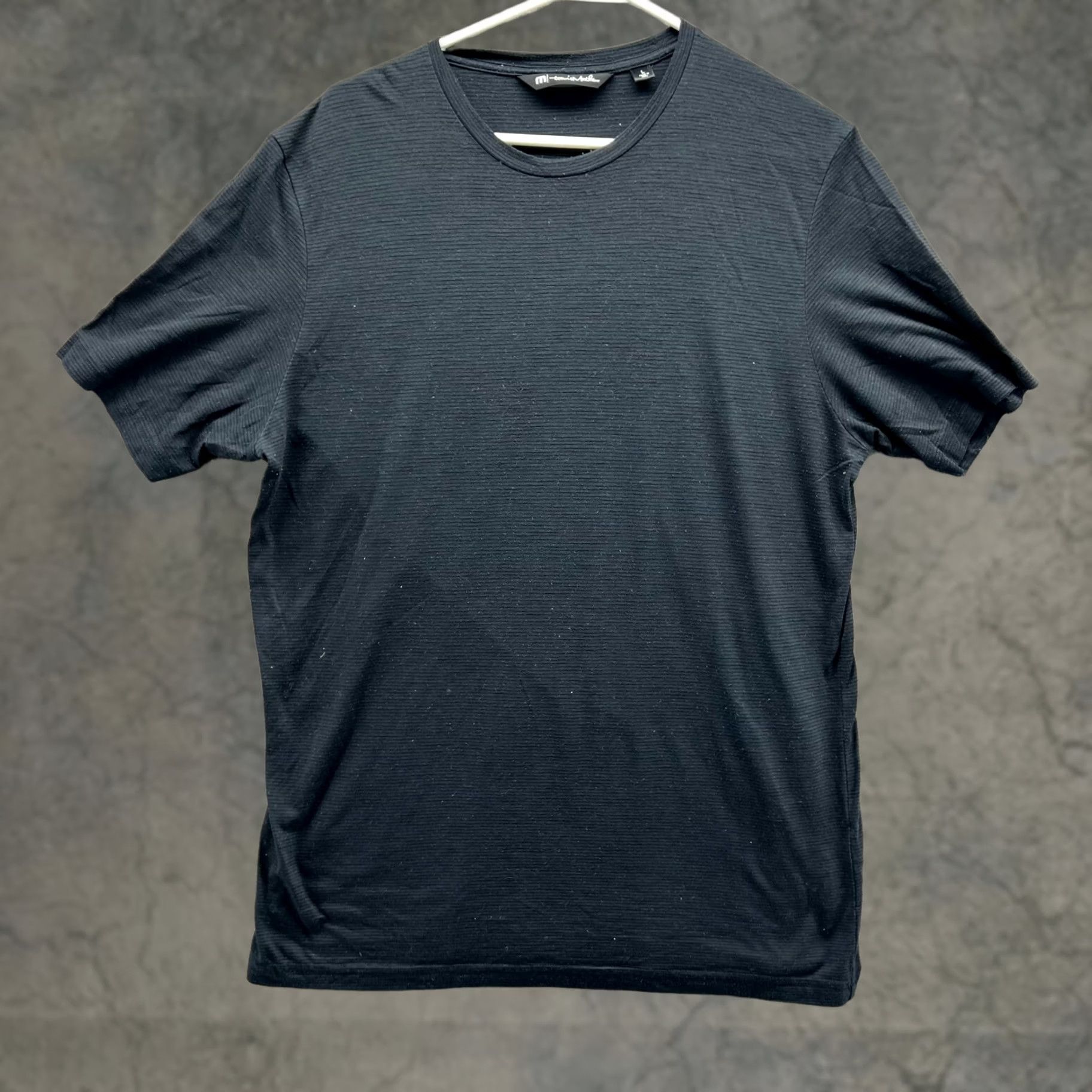 TravisMathew Travis Mathew Shirt Mens Large Black Casual Tee Pima Cotton Crewneck Polyester Size US L / EU 52-54 / 3 - 1 Thumbnail