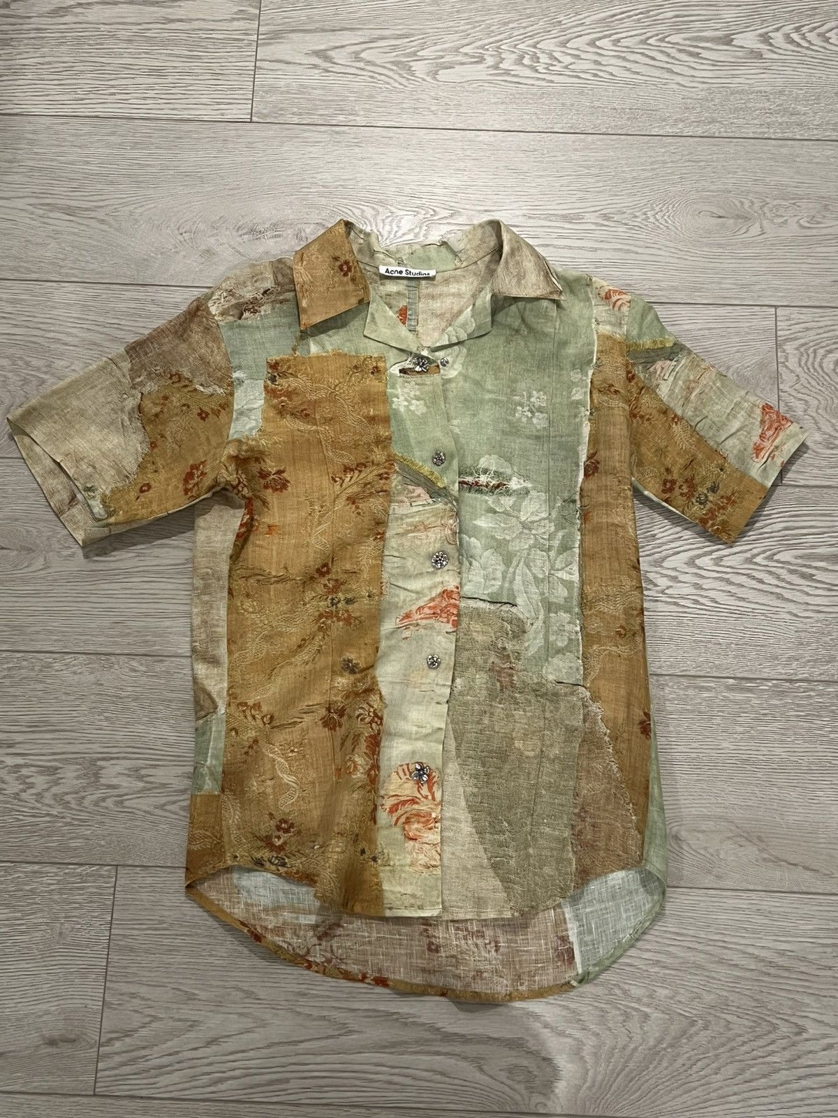 Acne Studios Acne Studios Flower Button Linen Shirt Size XXS / US 00 / IT 34 - 1 Thumbnail