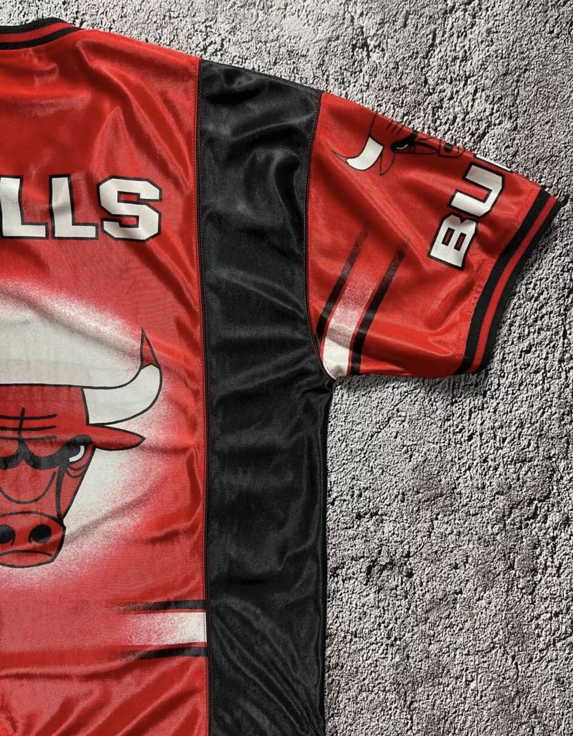 NBA × Vintage Vintage 90's Chincago Bulls NBA Shirt Nutmeg Size L Size US L / EU 52-54 / 3 - 6 Thumbnail