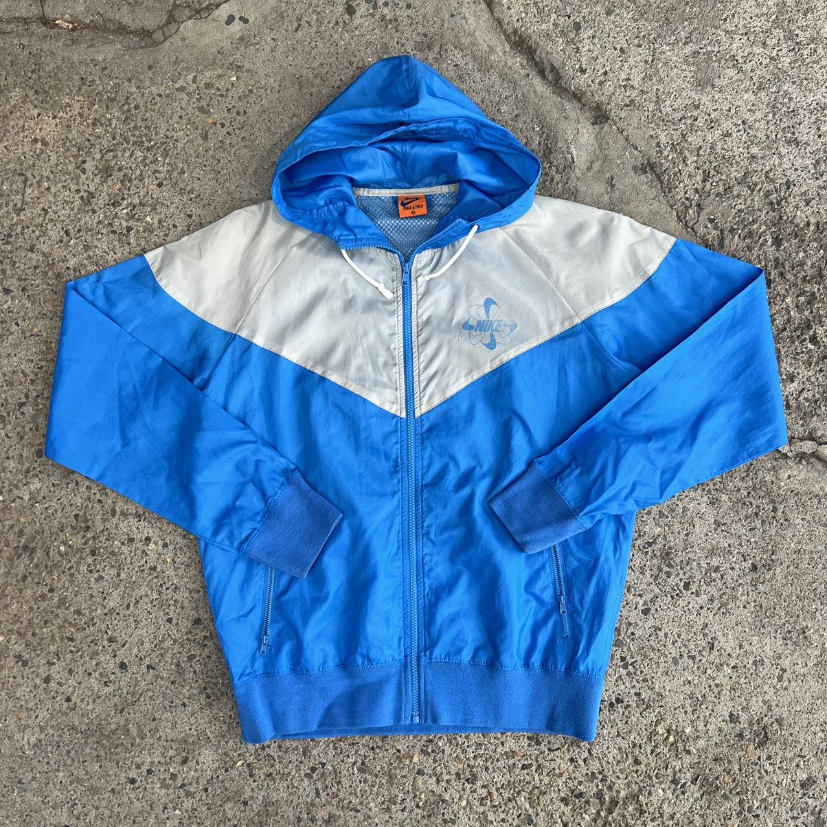 Nike × Vintage Nike Vintage Navy Nylon Track Jacket Windbreaker Swoosh Size US M / EU 48-50 / 2 - 1 Thumbnail