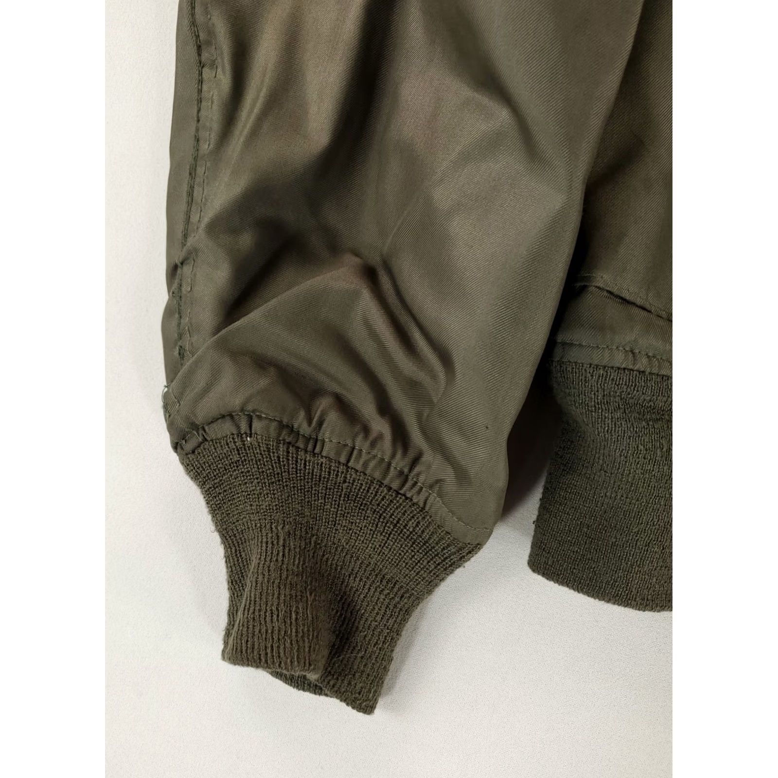Alpha Industries Alpha Industries USAF Flyers Jacket 100% Nomex CWU-36/P Sage Green Bomber Jacket L Men Green Size US L / EU 52-54 / 3 - 3 Thumbnail