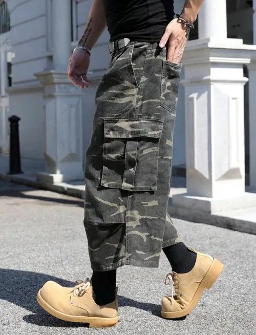 VIBE Casual Camo Denim Cargo Shorts Size US 32 / EU 48 - 5 Thumbnail