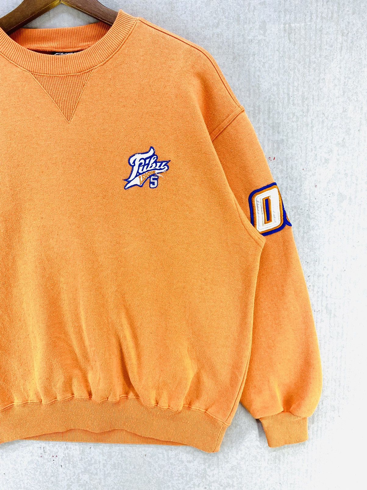 Fubu Vintage Fubu League 05 Sweatshirt Big Spellout Crewneck Size US L / EU 52-54 / 3 - 4 Thumbnail