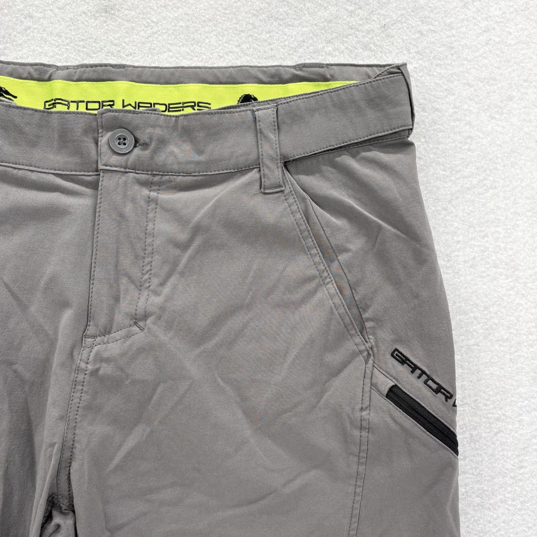 Vintage Gator Waders Mens XL Gray Stretch 10" Inseam Cargo Shorts Size US 36 / EU 52 - 3 Thumbnail
