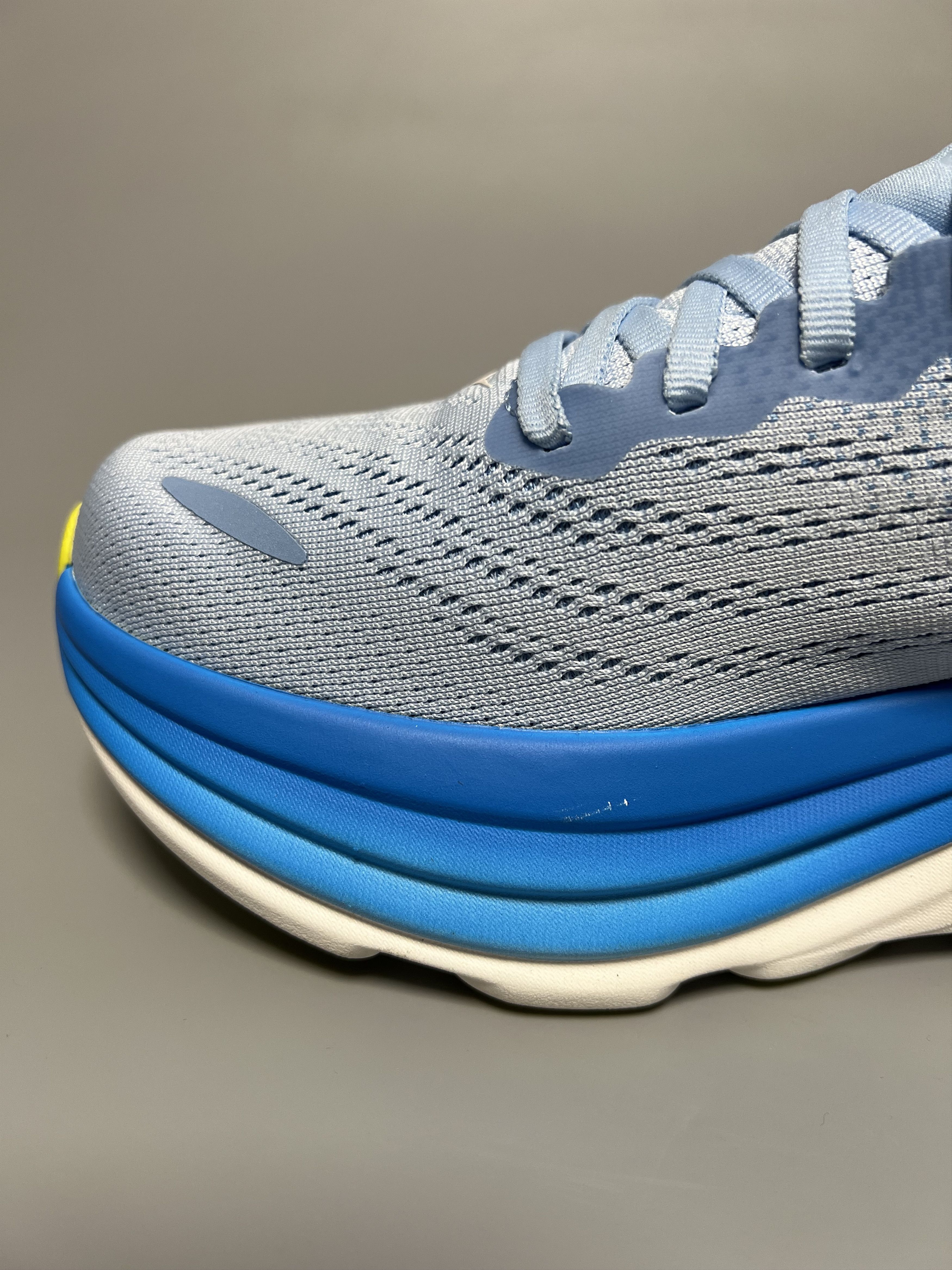 Hoka 9D Hoka One One Bondi 8 Men's Running Shoes Gym Walking Size US 9 / EU 42 - 10 Thumbnail