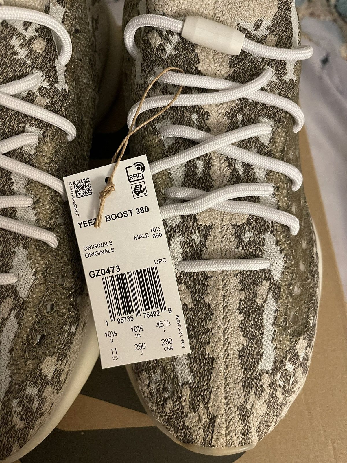 Yeezy Yeezy 380 pyrite Size US 11 / EU 44 - 6 Thumbnail