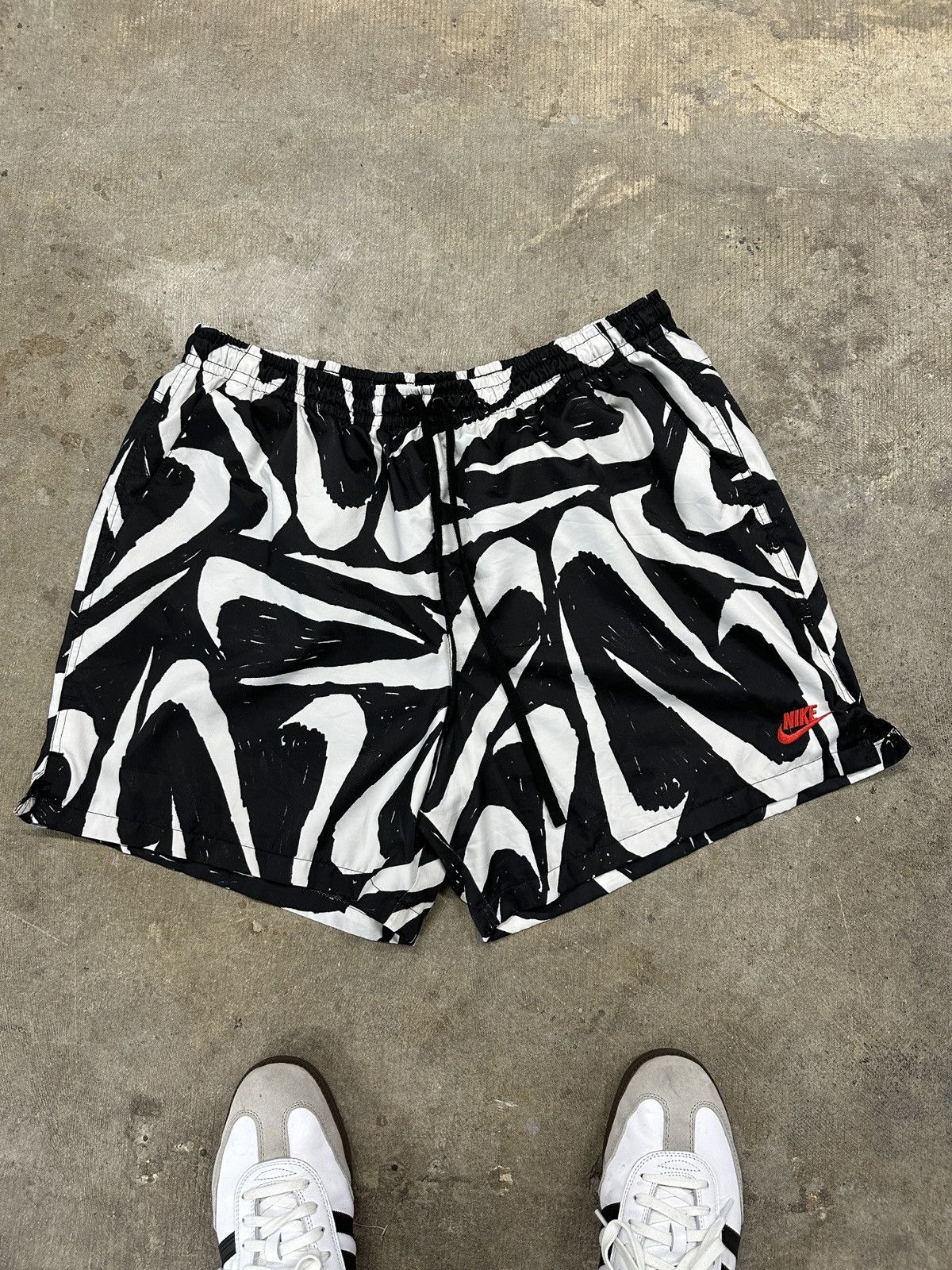 Nike × Sportswear × Streetwear Y2K Nike Swoosh All Over