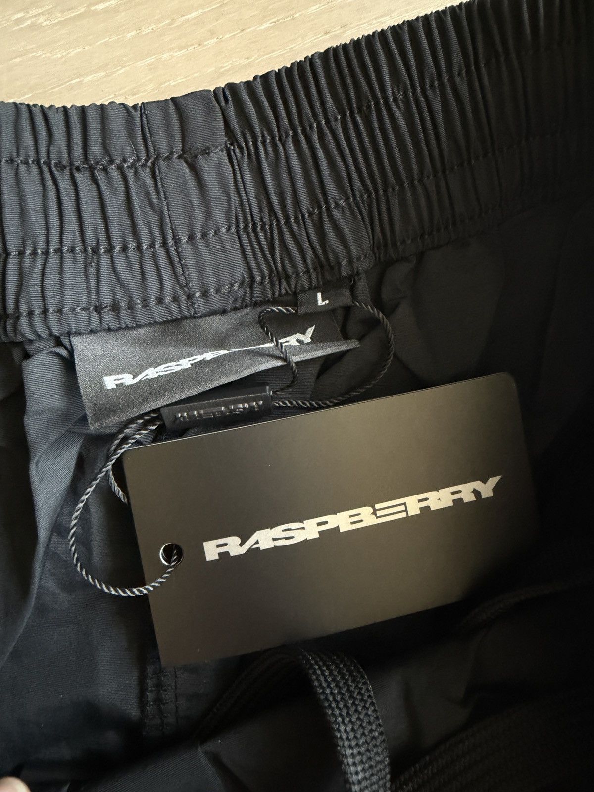 The GV Gallery LARGE THE GV GALLERY RASPBERRY HILLS D WILL SWEATS Size US 36 / EU 52 - 6 Thumbnail