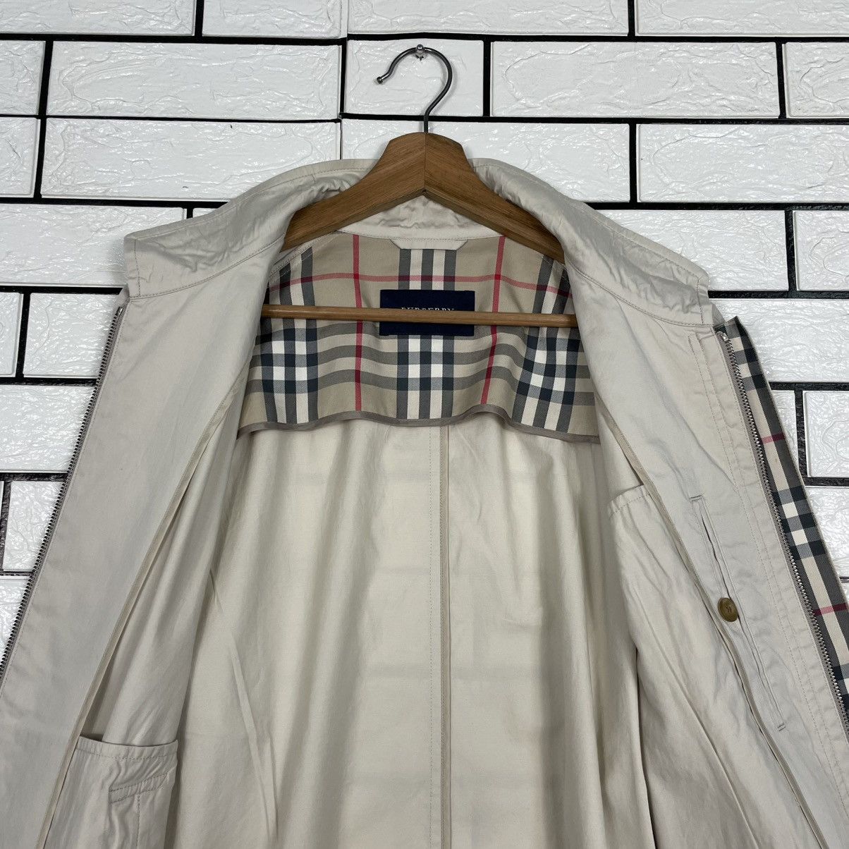 Burberry Burberry London Bomber Jacket Size US M / EU 48-50 / 2 - 12 Thumbnail
