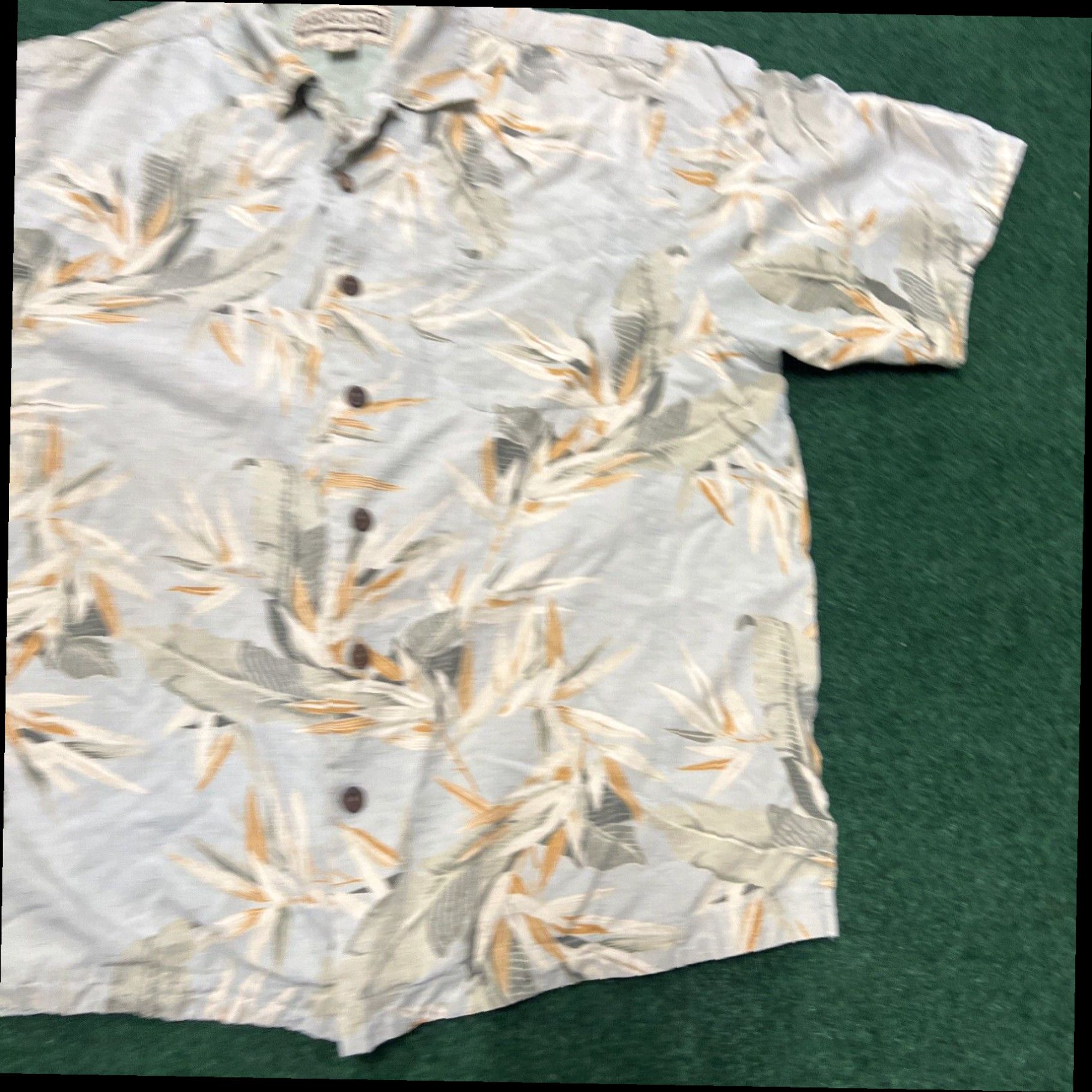 Vintage Jamaica JAXX 100% Silk Green Floral Hawaiian Button Down Shirt Size Medium Size US M / EU 48-50 / 2 - 3 Thumbnail