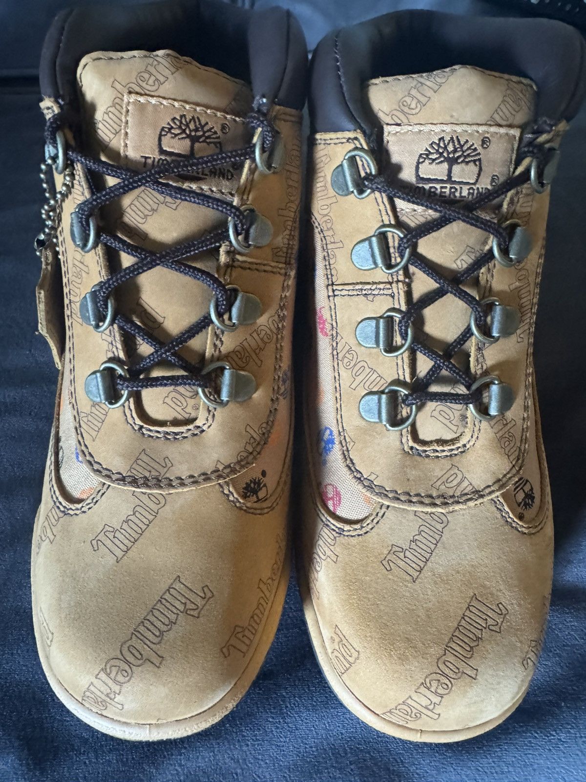 Timberland Timberland Logo All Around Wheat Field Boot Size US 4 / IT 34 - 3 Thumbnail