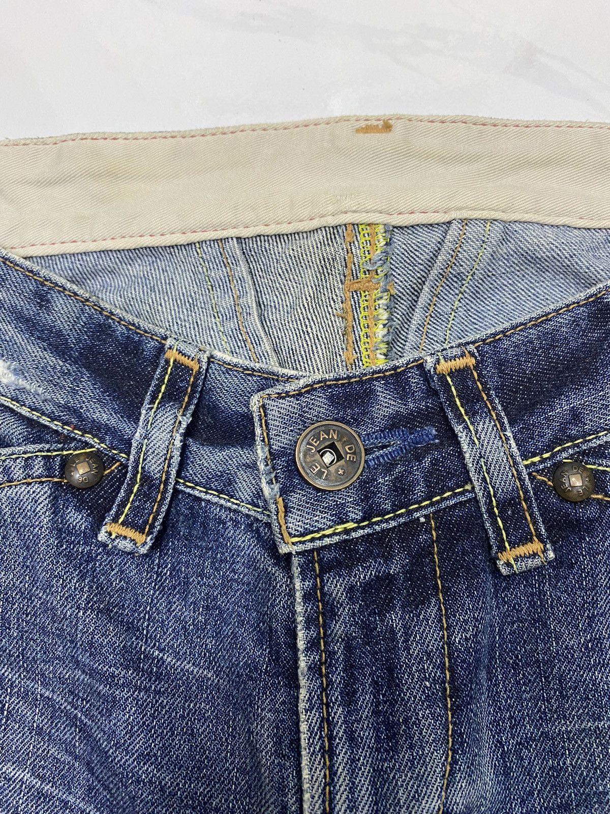 Marithe + Francois Girbaud MARITHE FRANCOIS GIRBAUD SLIM STRAIGHT SKINNY DISTRESS JEAN Size US 28 / EU 44 - 9 Thumbnail