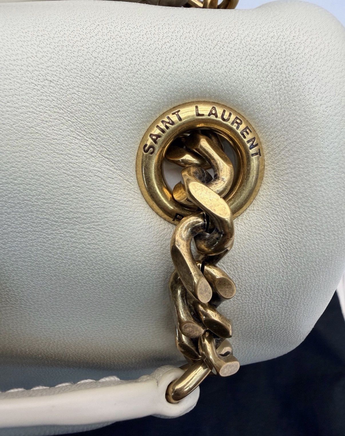 Yves Saint Laurent Saint Laurent Calypso Distressed Lambskin Envelope Bag J62 Size ONE SIZE - 5 Thumbnail